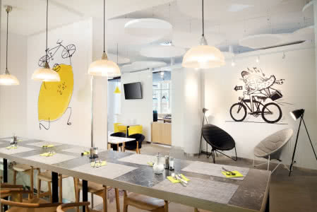 Storytelling pracowni Tremend w hotelu Ibis Style Budapeszt City. Storytelling pracowni Tremend w hotelu Ibis Style Budapeszt City.